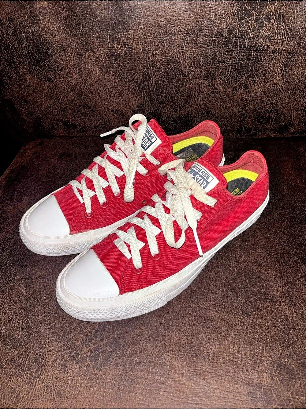 Converse Chuck Taylor II Salsa Red Low US Kid 7 / Men 7 / Women 8.5